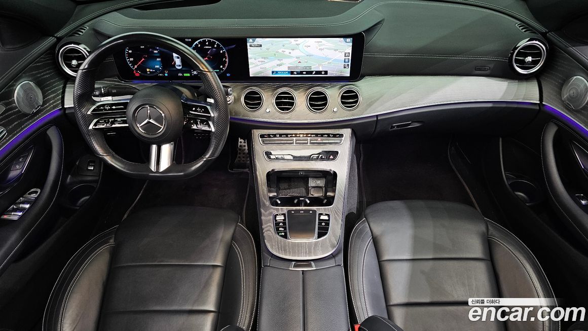 Mercedes-Benz E-Class 2021