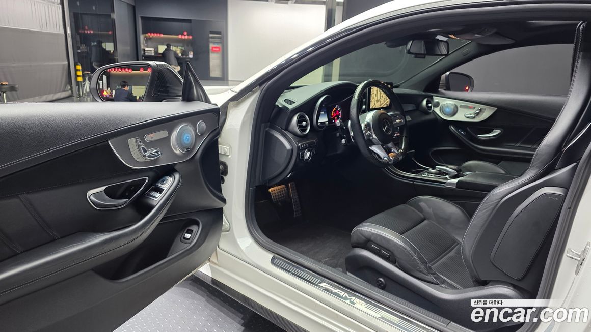 Mercedes-Benz C-Class 2017