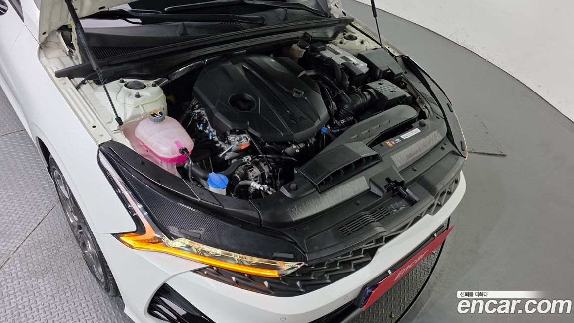 Kia K5 2023