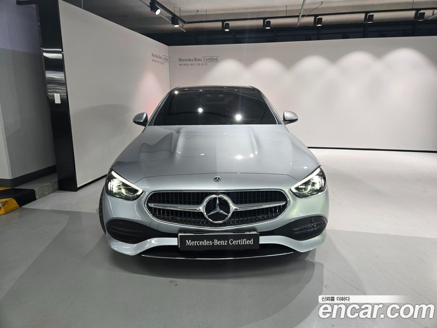 Mercedes-Benz C-Class 2023