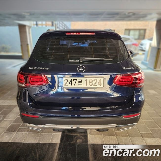 Mercedes-Benz GLC-Class 2021