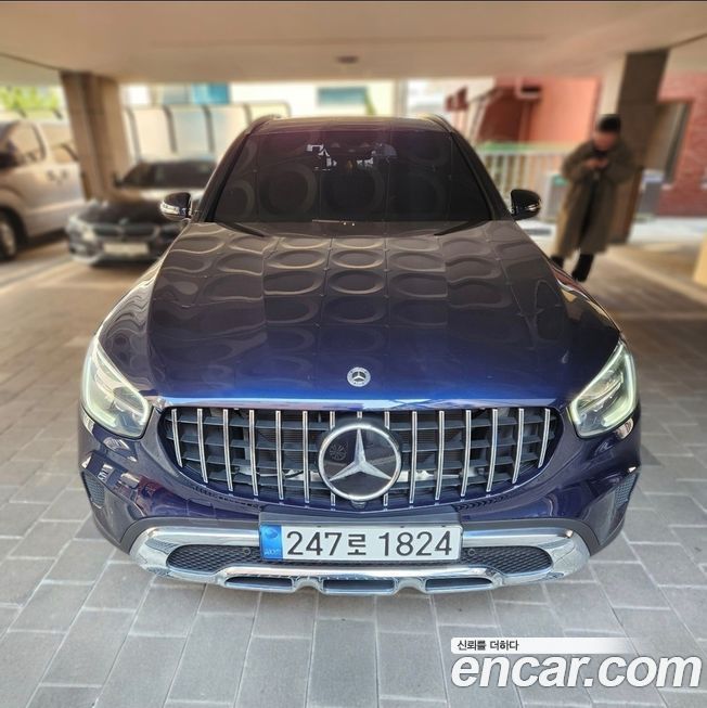 Mercedes-Benz GLC-Class 2021