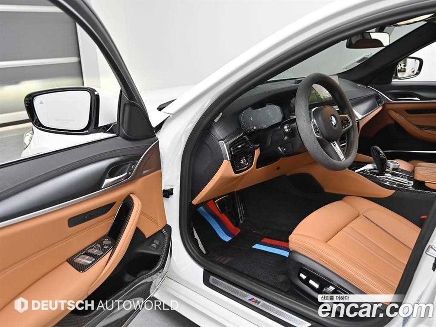 BMW 5-Series 2023