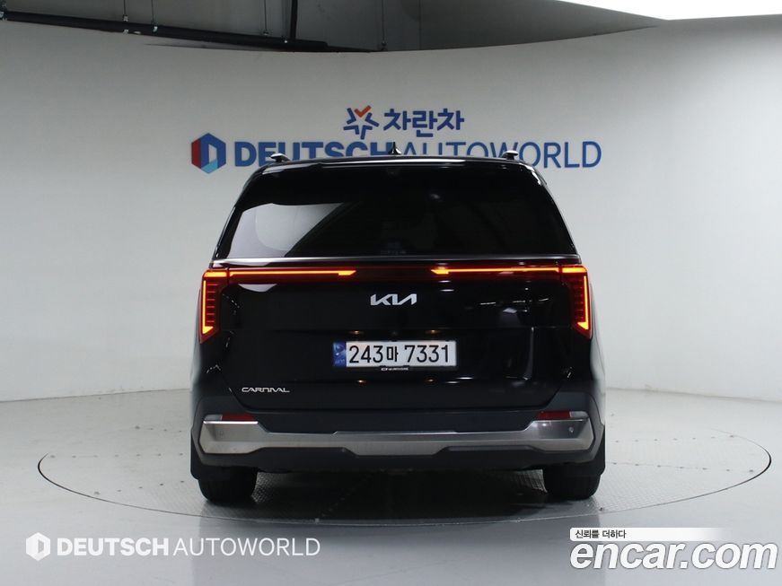 Kia Canival 2024