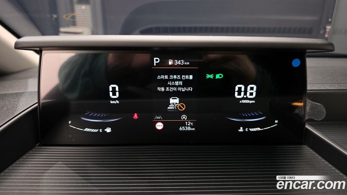 Hyundai Staria 2025