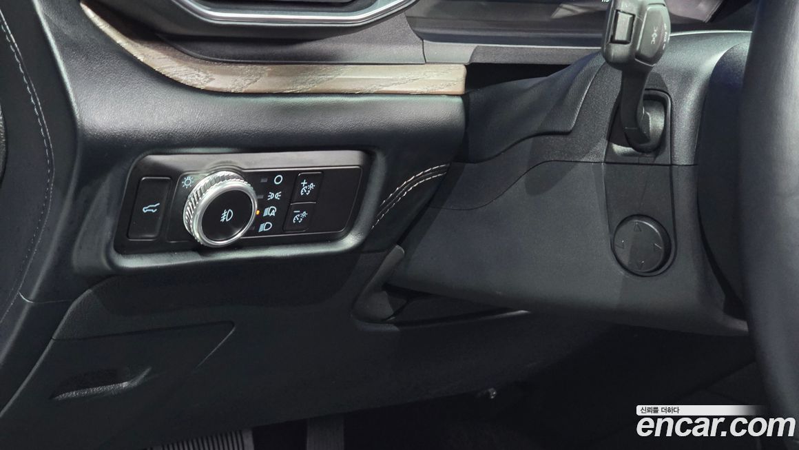 Ford Explorer 2023