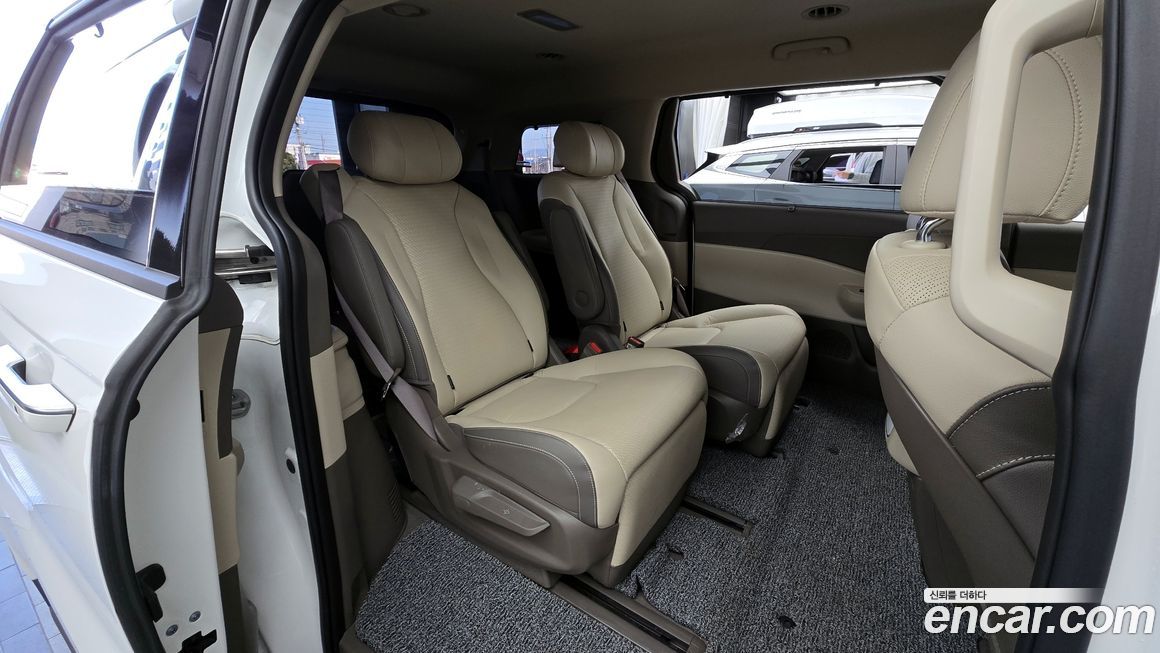 Kia Canival 2025