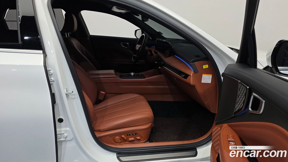 Kia K8 2025