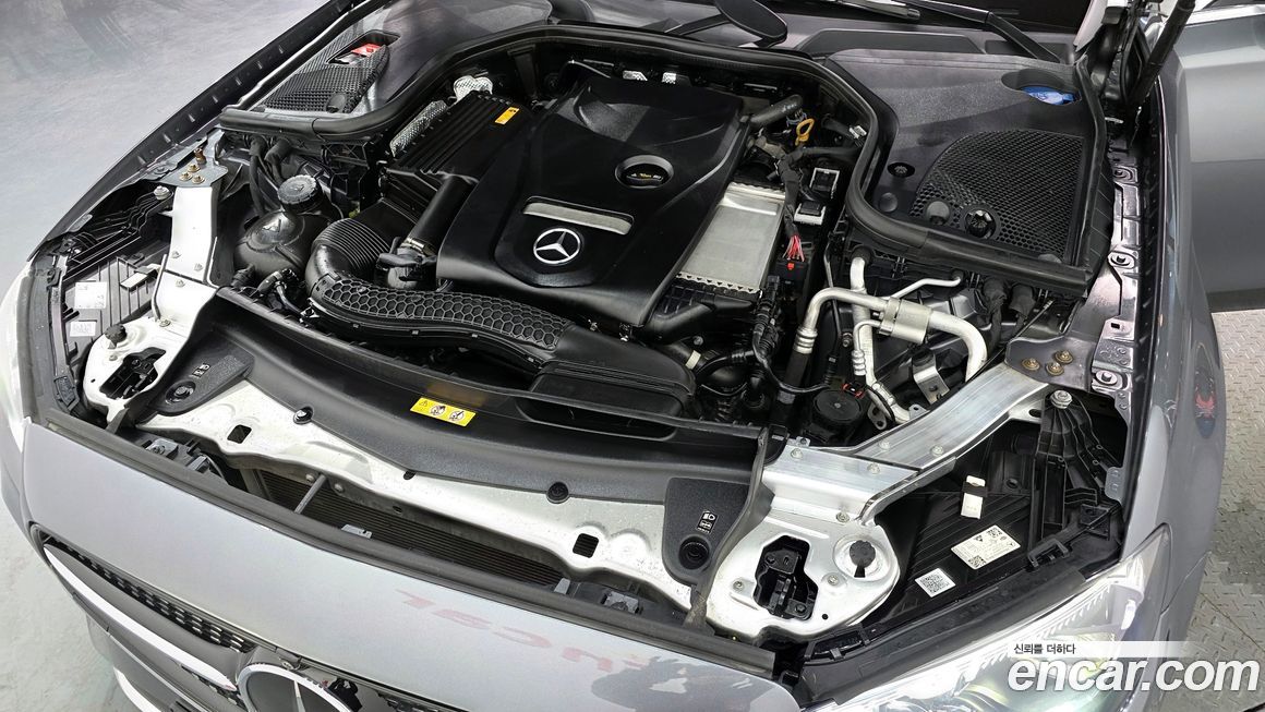 Mercedes-Benz E-Class 2023