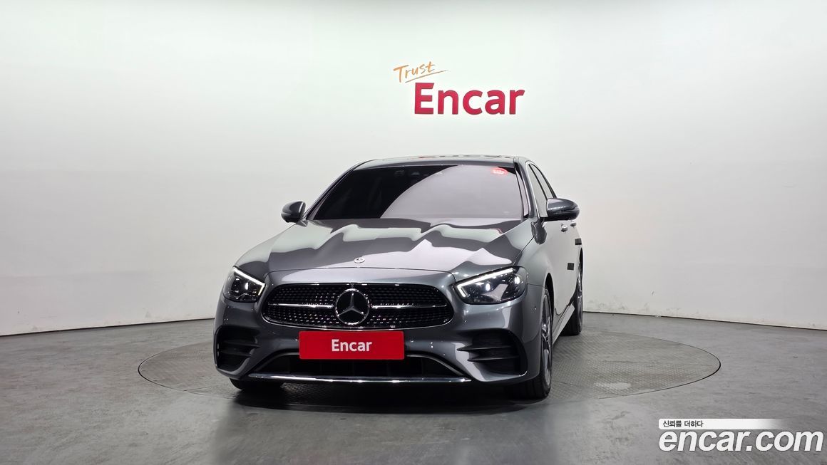 Mercedes-Benz E-Class 2023