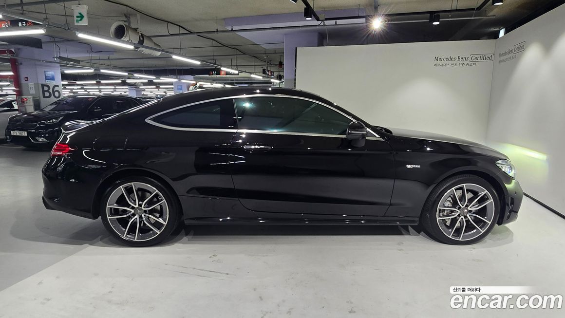 Mercedes-Benz C-Class 2022