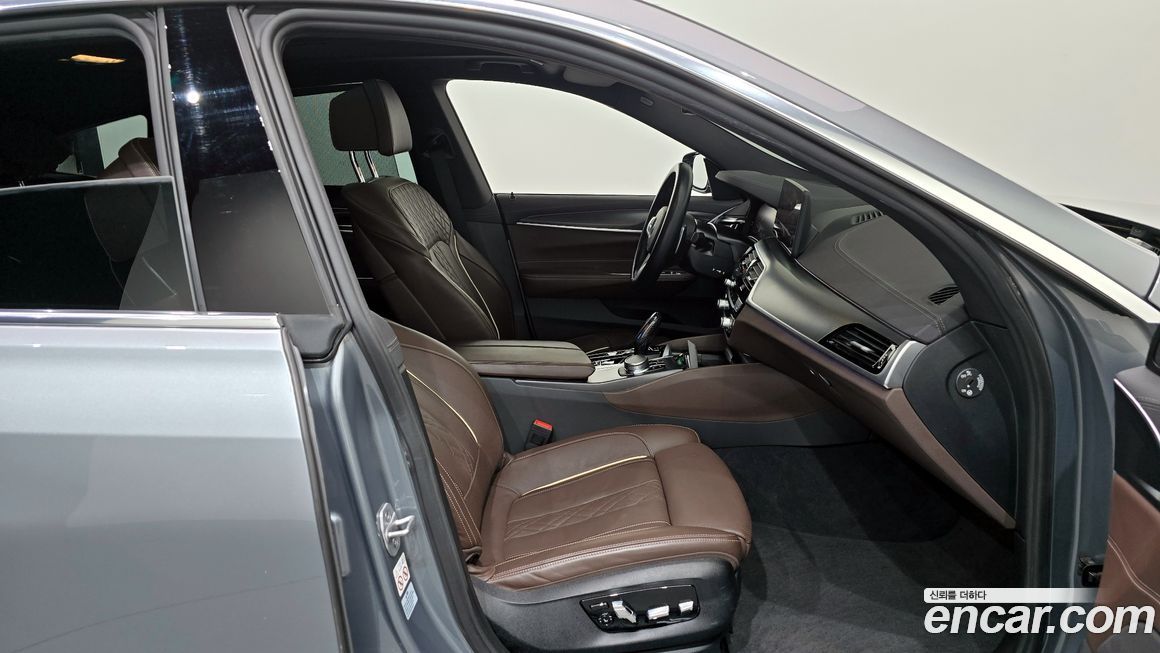 BMW Gran Turismo 2023