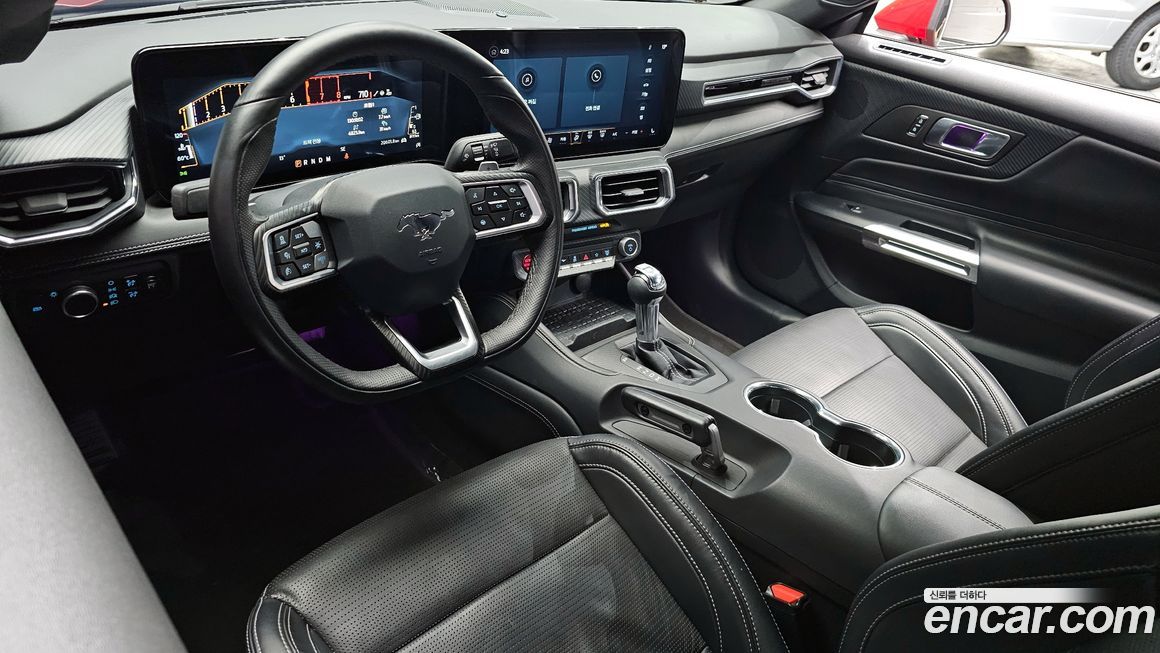 Ford Mustang 2024