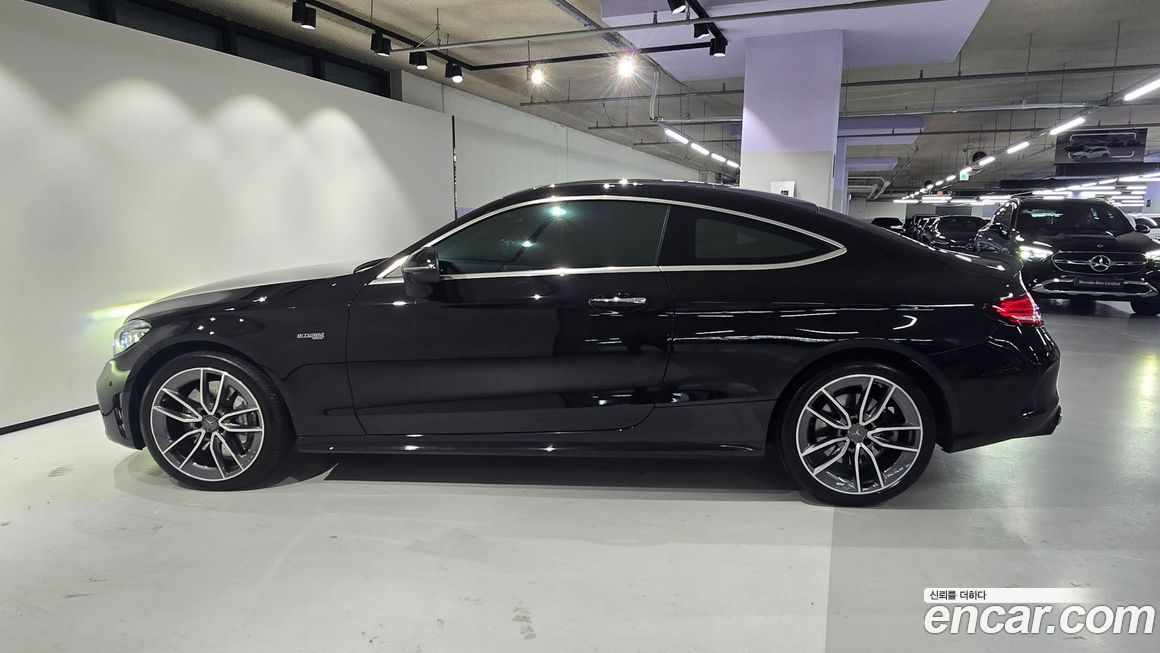 Mercedes-Benz C-Class 2022