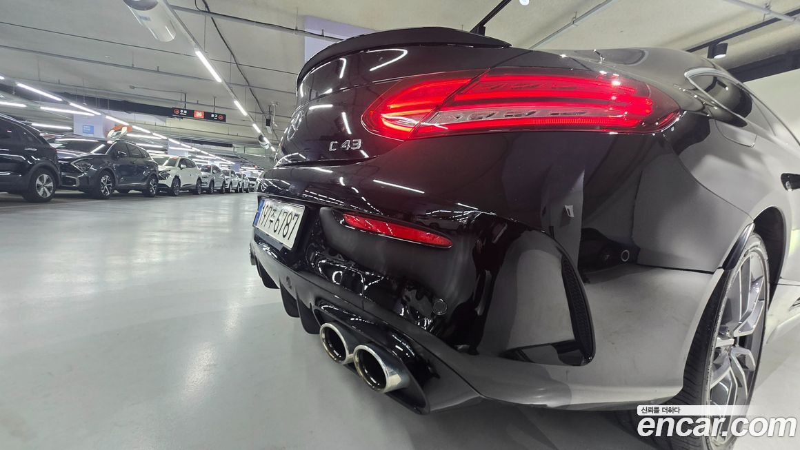 Mercedes-Benz C-Class 2022