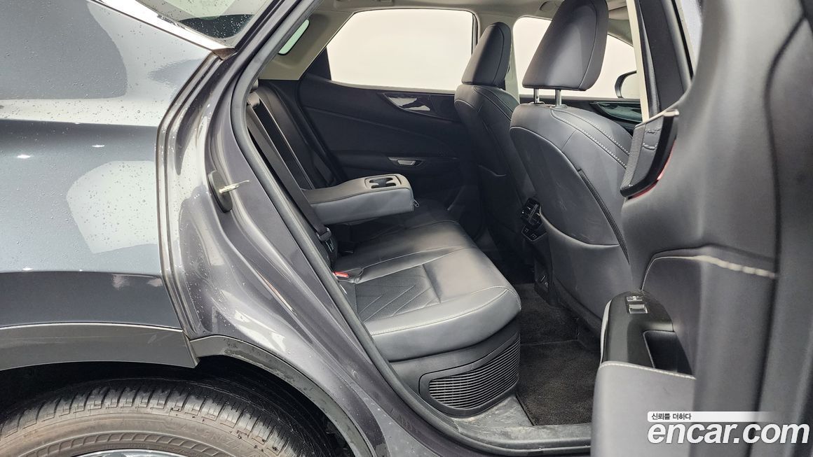 Lexus NX 2024