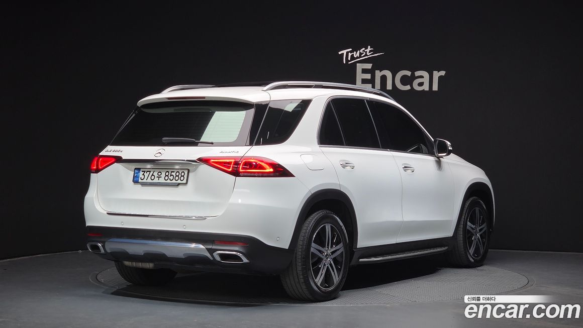 Mercedes-Benz GLE-Class 2020