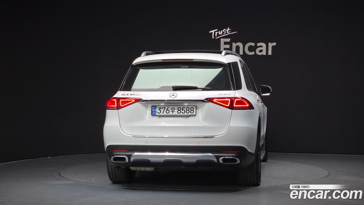 Mercedes-Benz GLE-Class 2020