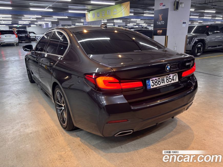 BMW 5-Series 2023