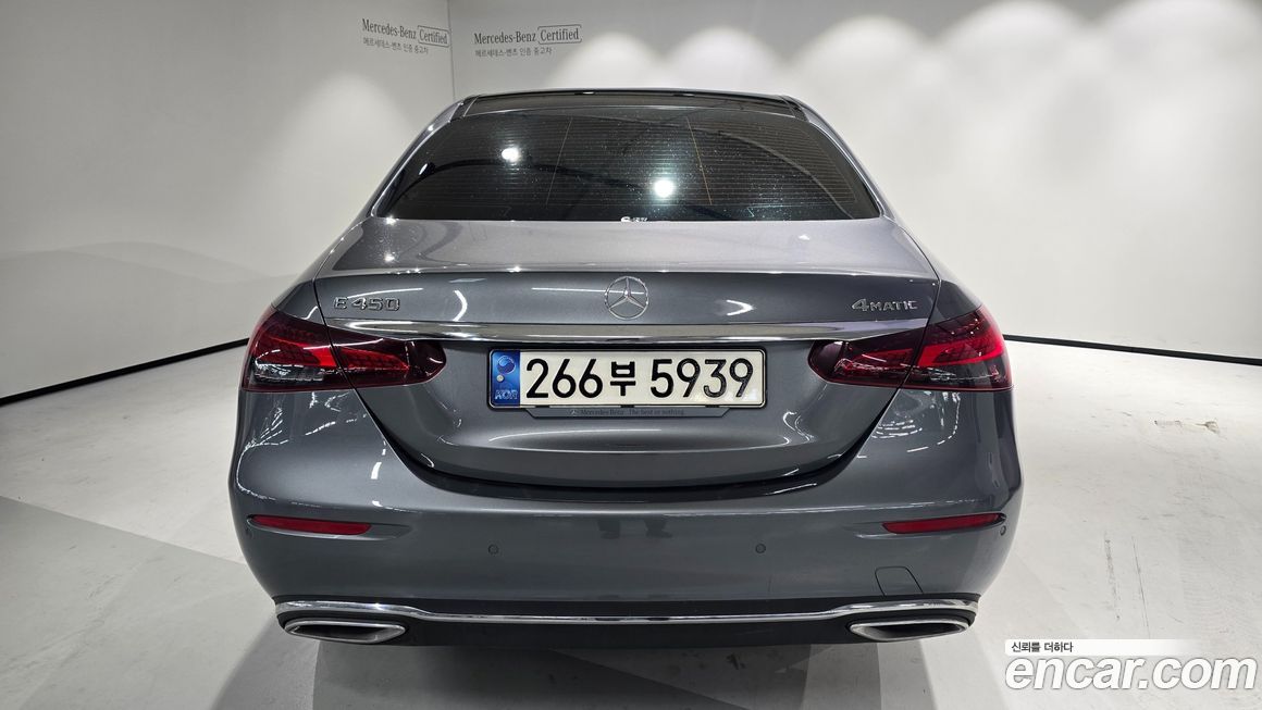 Mercedes-Benz E-Class 2021