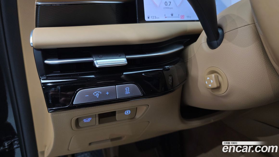Genesis G80 2025