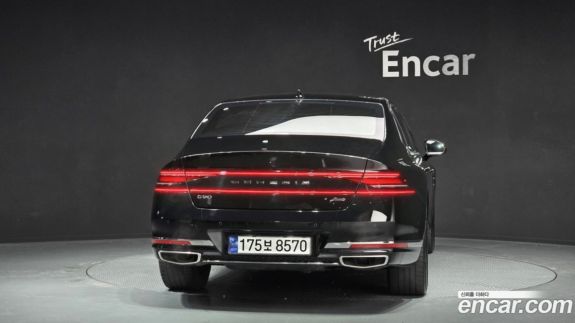 Genesis G90 2023