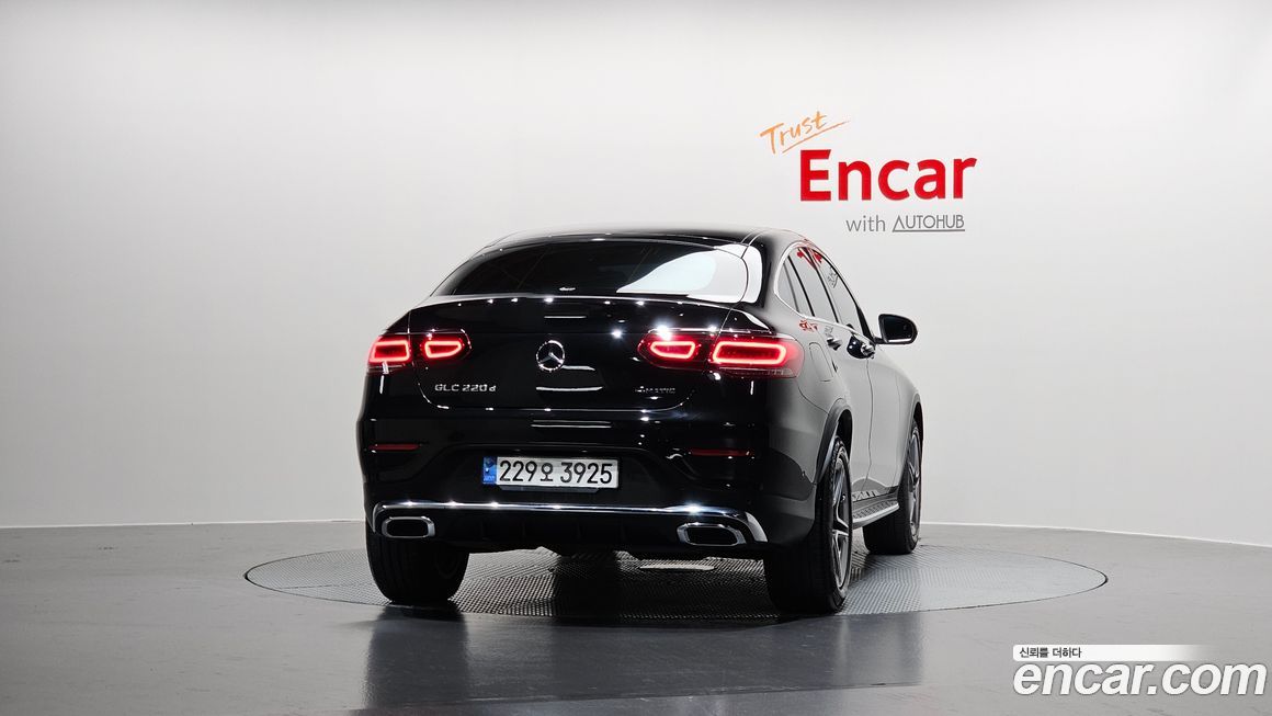 Mercedes-Benz GLC-Class 2023