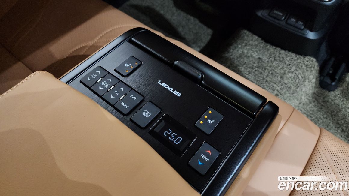 Lexus ES 2022