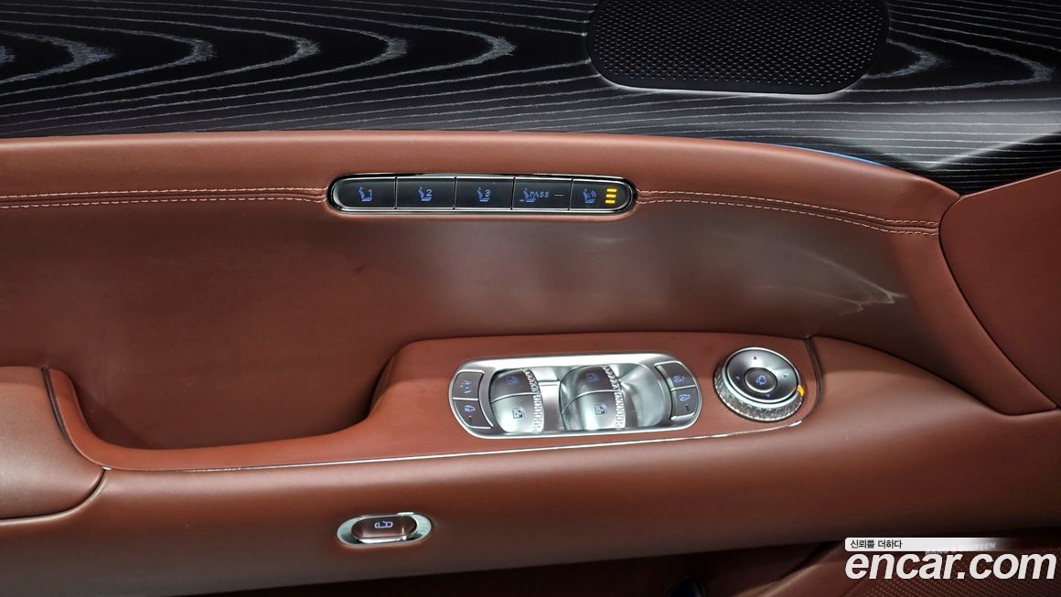 Genesis G90 2023