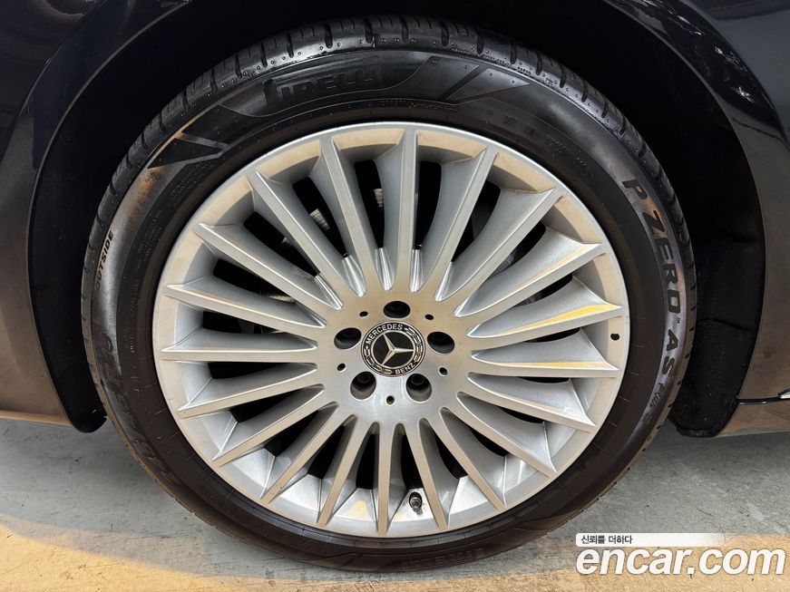 Mercedes-Benz S-Class 2019