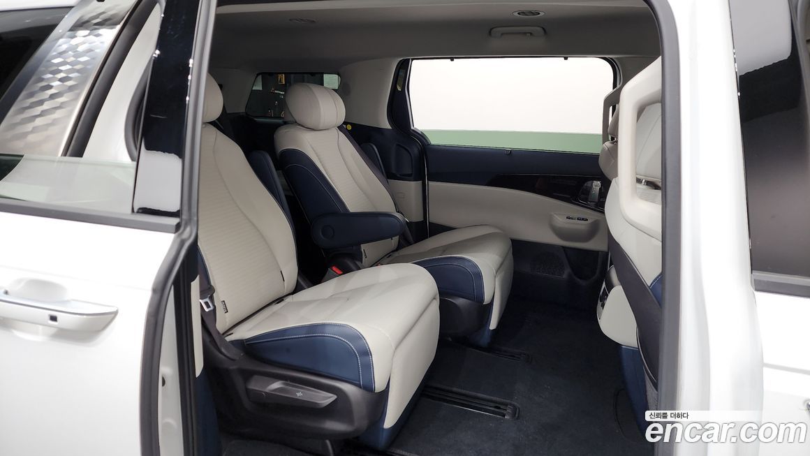 Kia Canival 2025