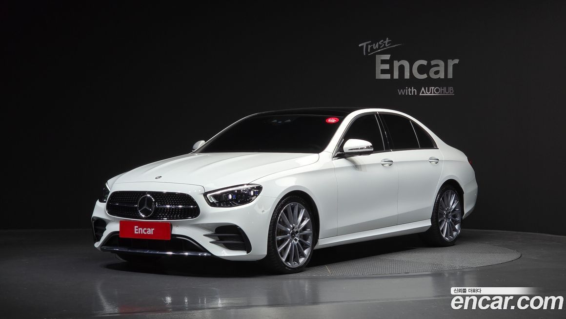 Mercedes-Benz E-Class 2022