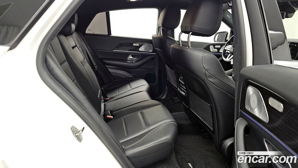 Mercedes-Benz GLE-Class 2021