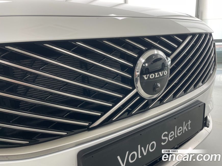 Volvo S90 2026