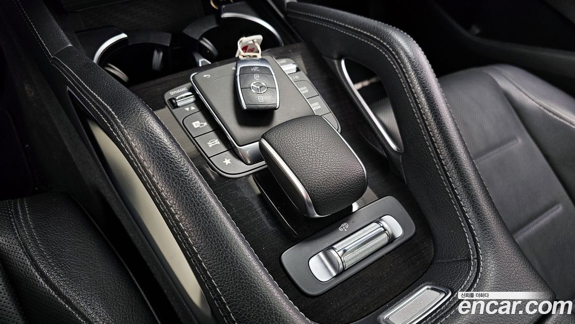 Mercedes-Benz GLE-Class 2021