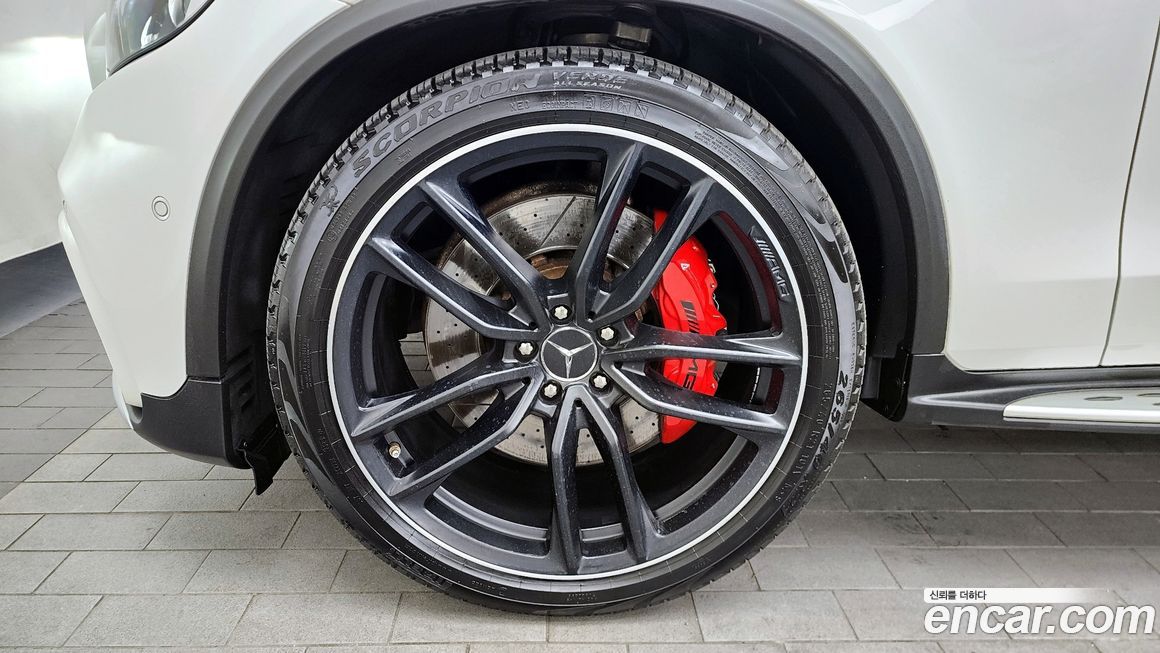 Mercedes-Benz GLC-Class 2019