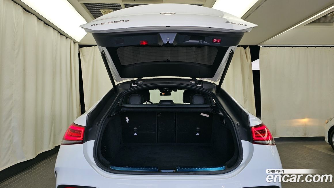 Mercedes-Benz GLE-Class 2021