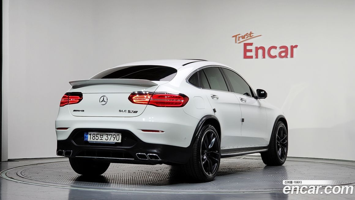 Mercedes-Benz GLC-Class 2019