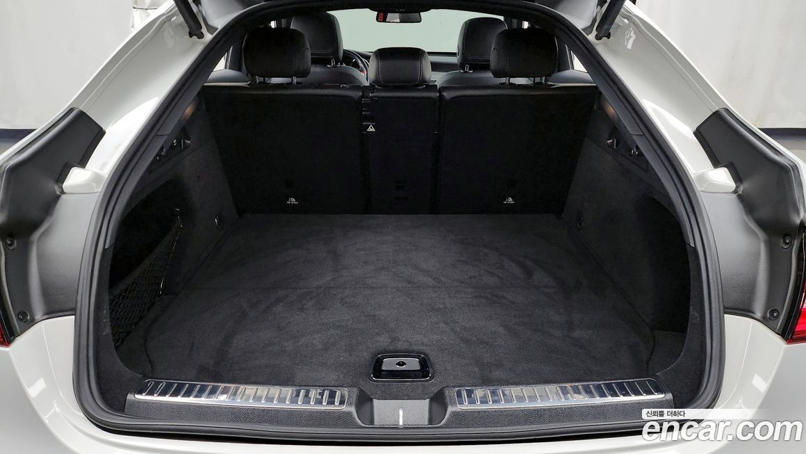 Mercedes-Benz GLC-Class 2019