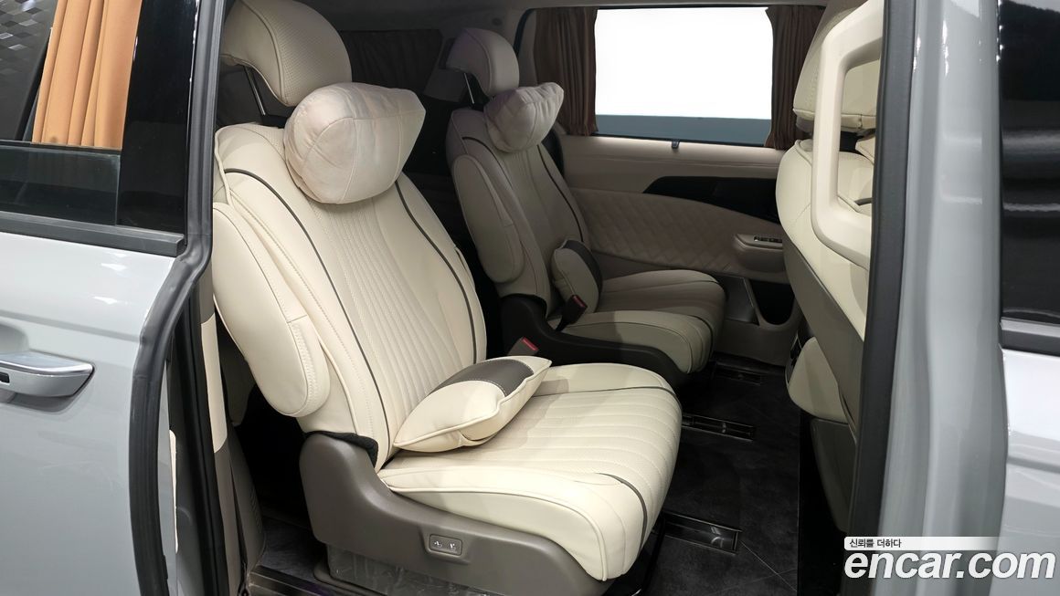 Kia Canival 2025