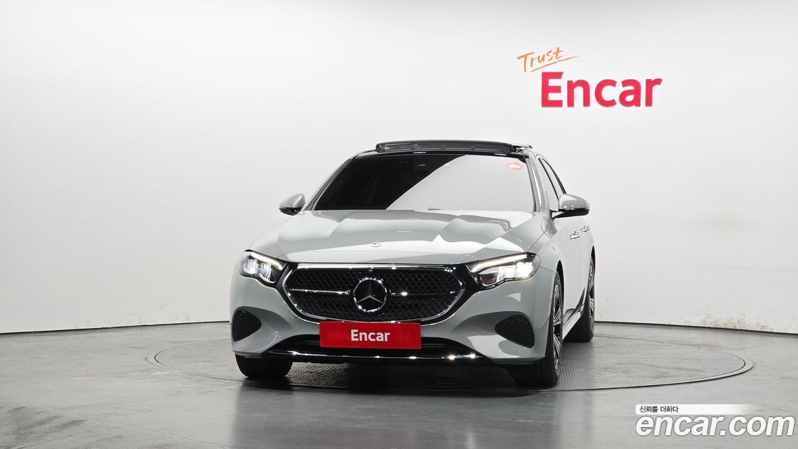 Mercedes-Benz E-Class 2024