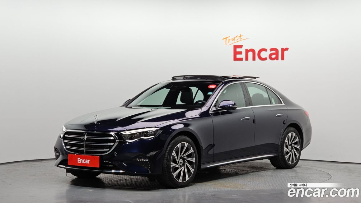 Mercedes-Benz E-Class 2024
