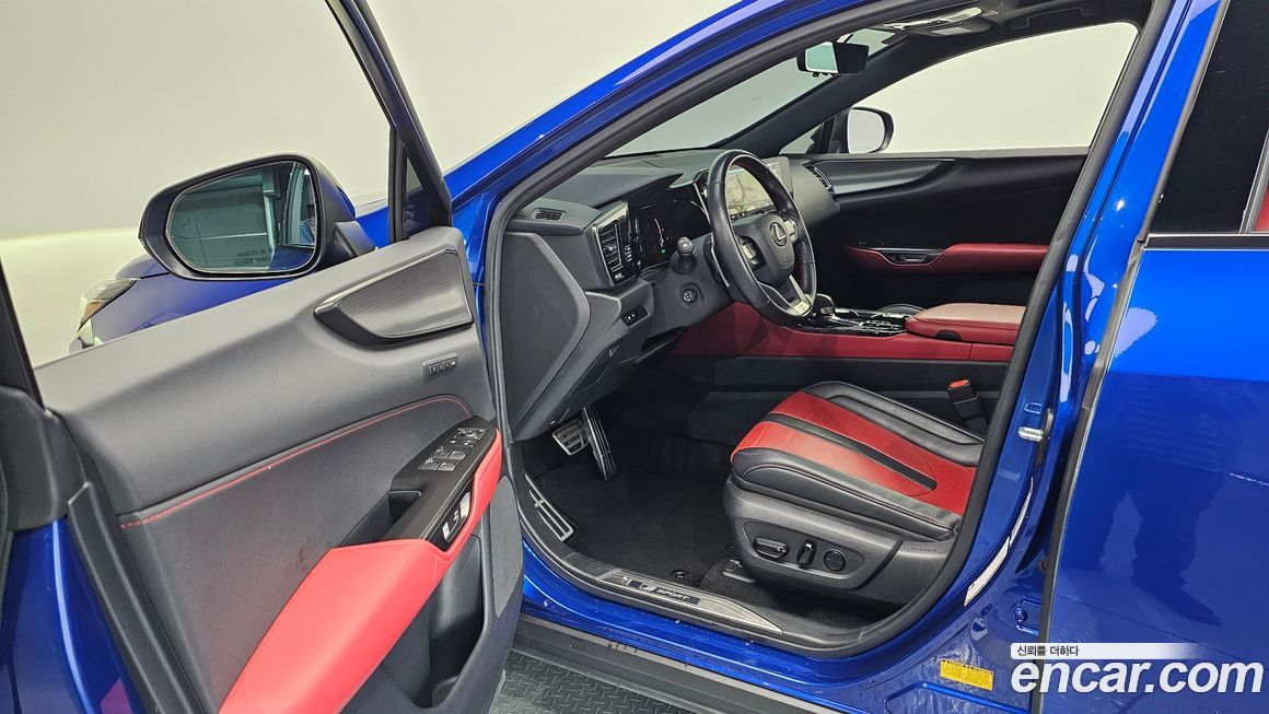 Lexus NX 2022