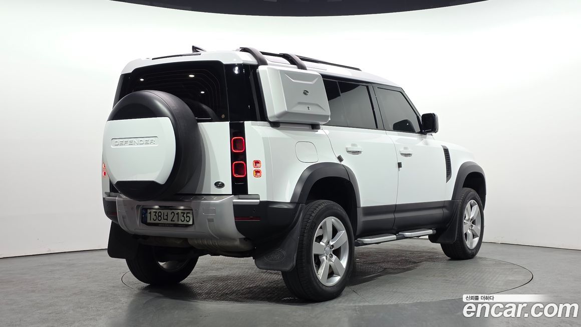 Land Rover Defender 2022