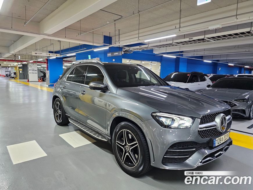 Mercedes-Benz GLE-Class 2021