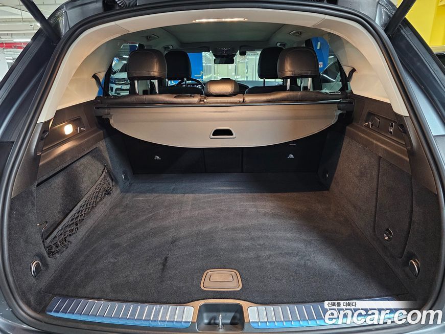 Mercedes-Benz GLE-Class 2021