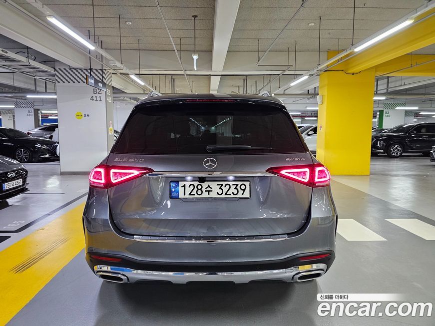 Mercedes-Benz GLE-Class 2021