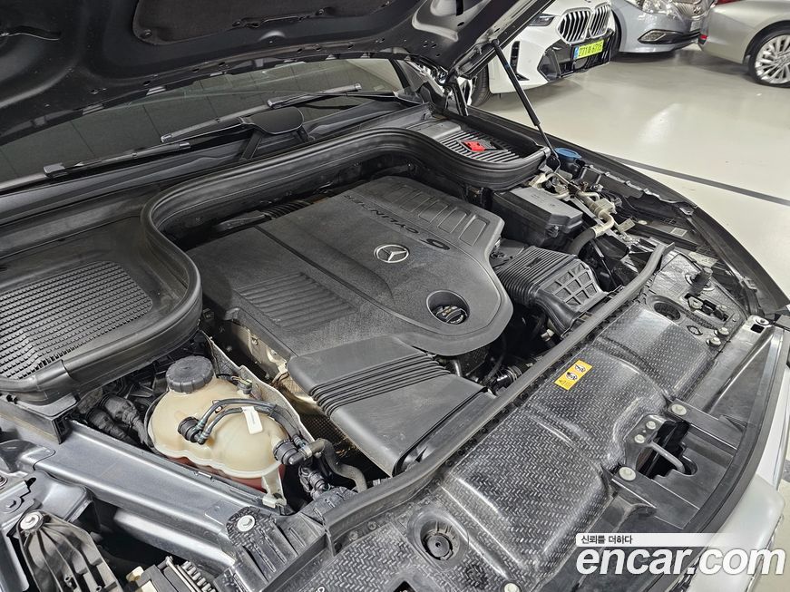 Mercedes-Benz GLE-Class 2021