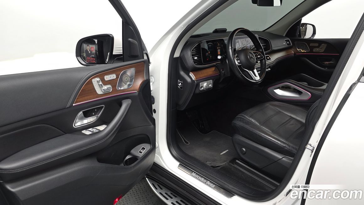 Mercedes-Benz GLE-Class 2021