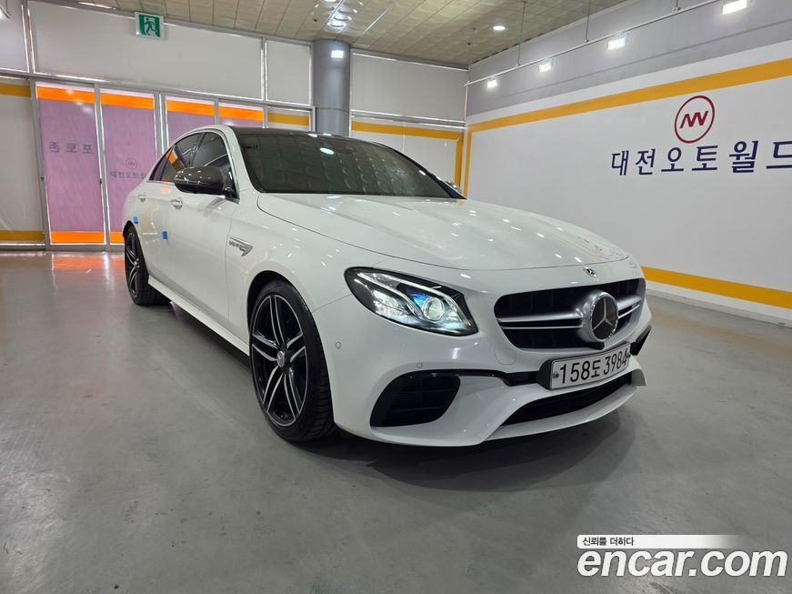 Mercedes-Benz E-Class 2019